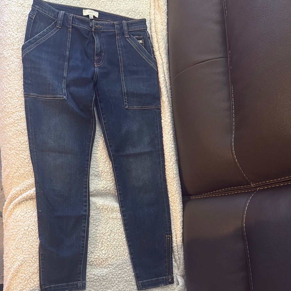 Levi's Dark Wash Denim Jeans
